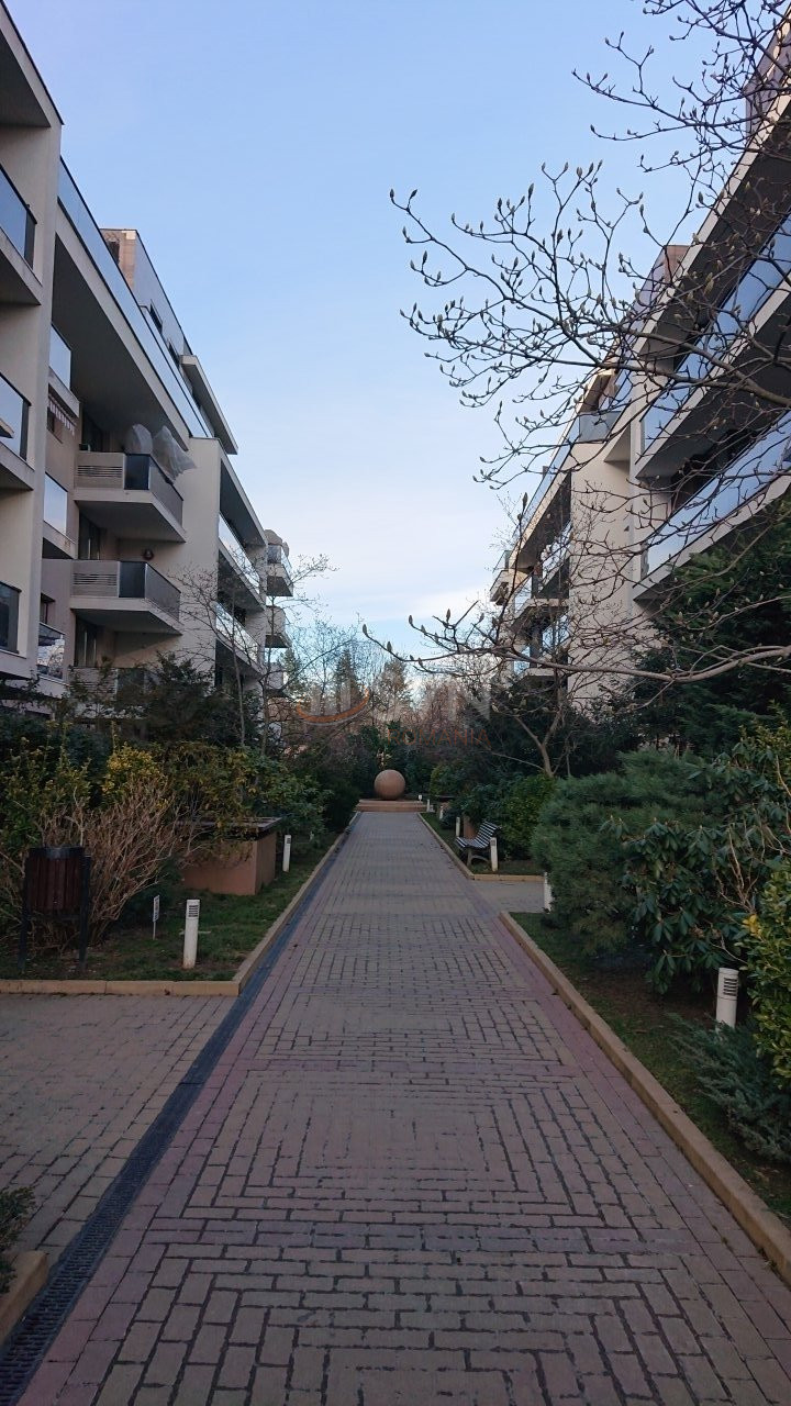 Apartament, 3 camere Bucuresti/Baneasa