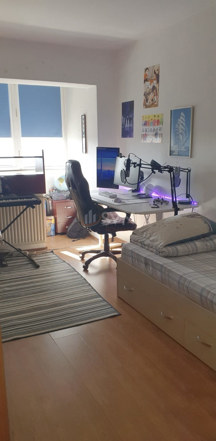 Apartament, 3 camere Bucuresti/Pantelimon