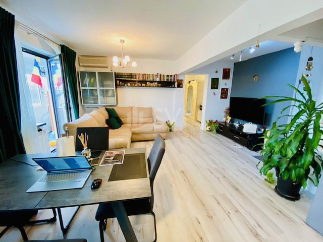 Apartament, 3 camere Bucuresti/Titan