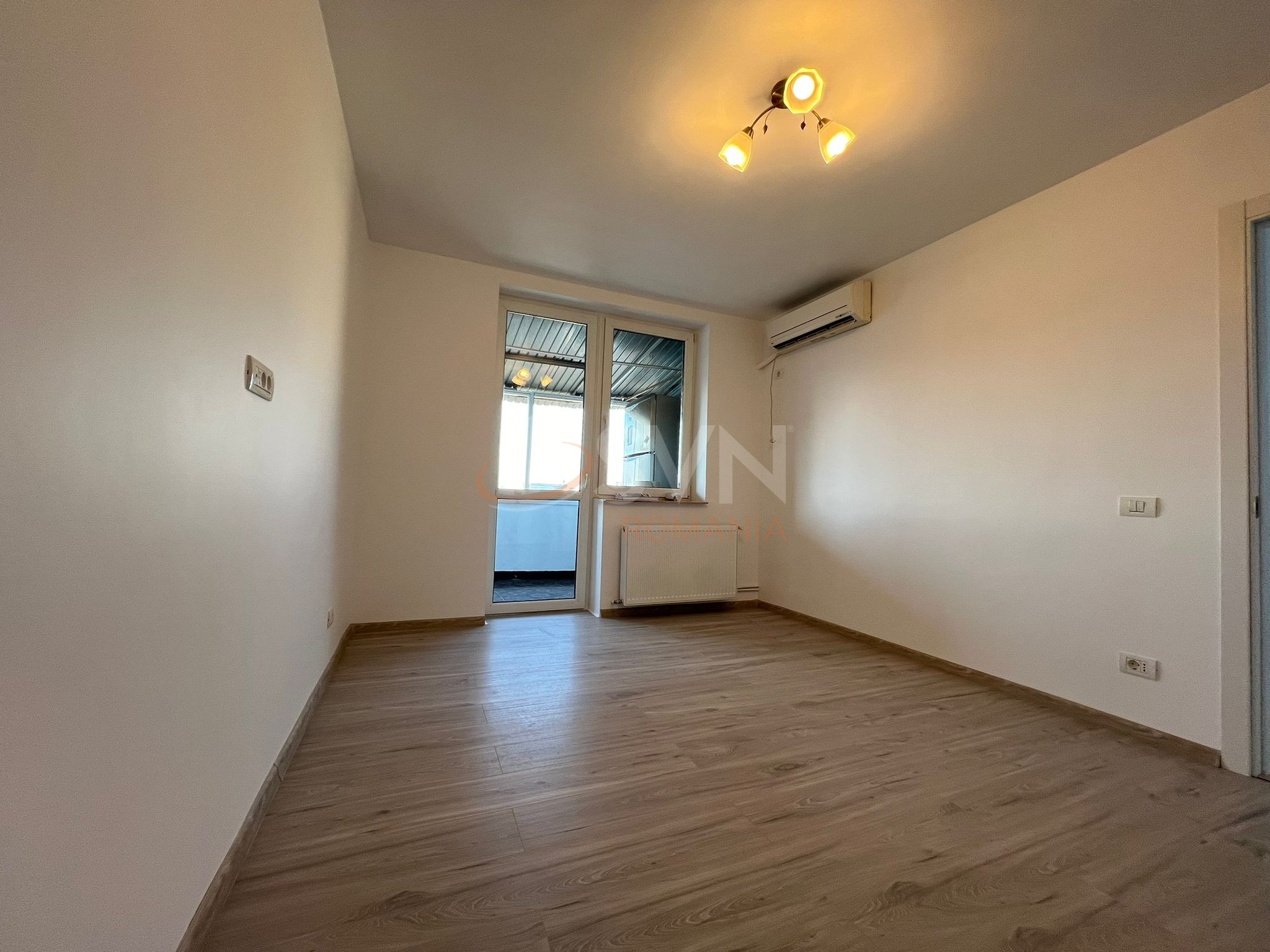 Apartament, 3 camere Bucuresti/Gara De Nord