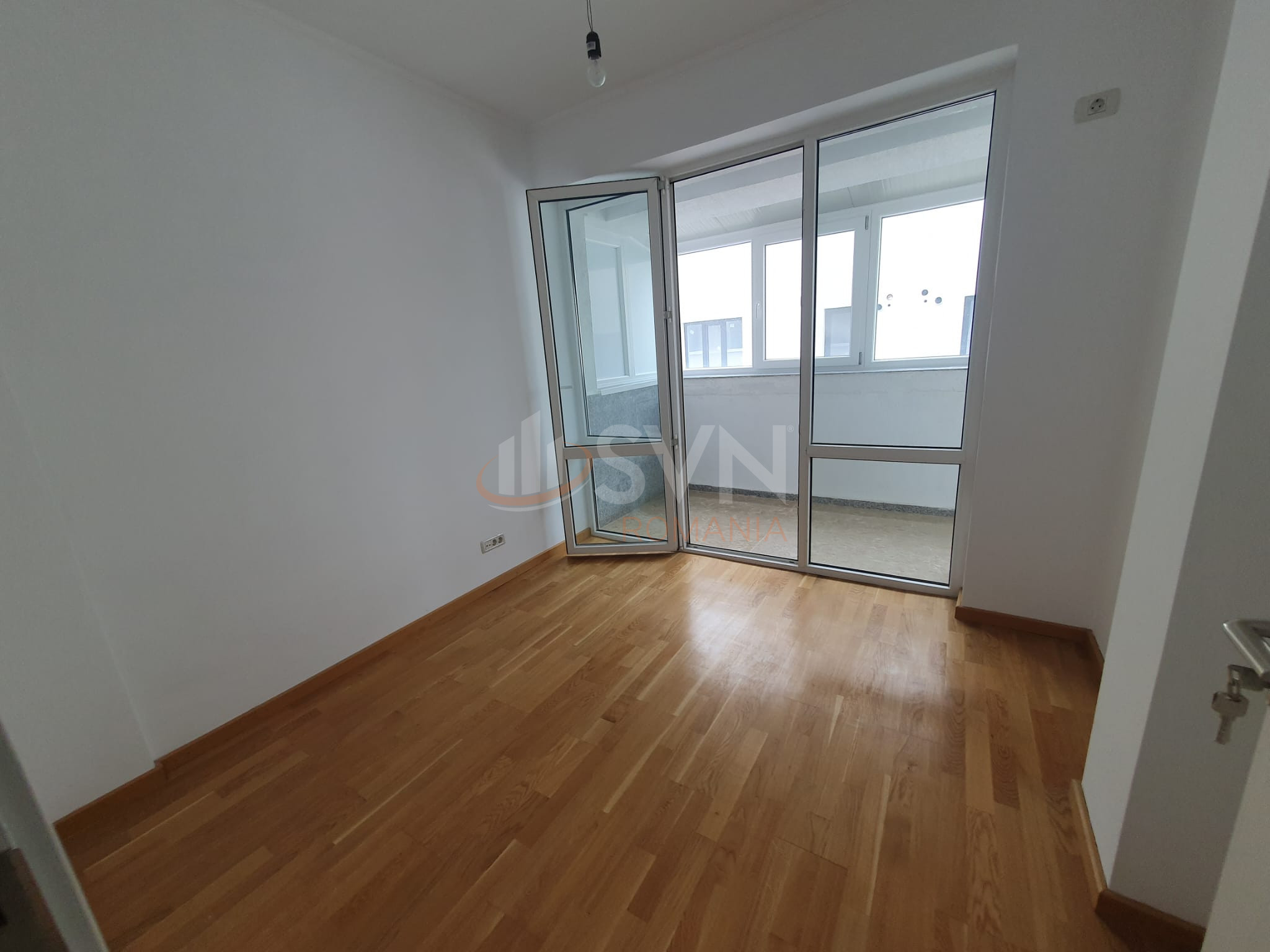 Apartament, 3 camere Bucuresti/Straulesti