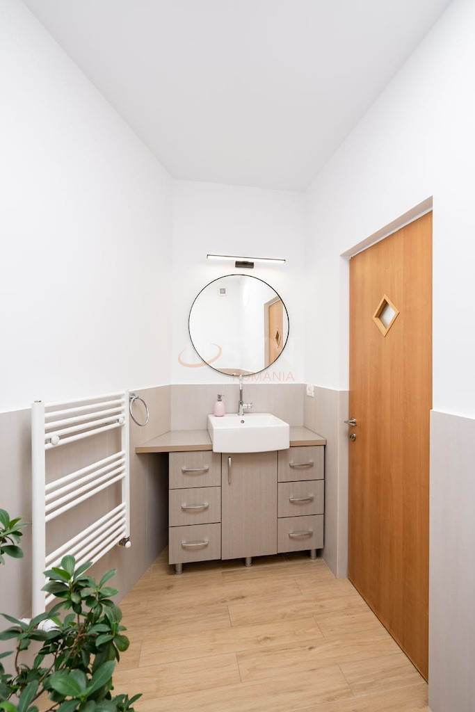 Apartament, 3 camere Bucuresti/Piata Unirii (s3)