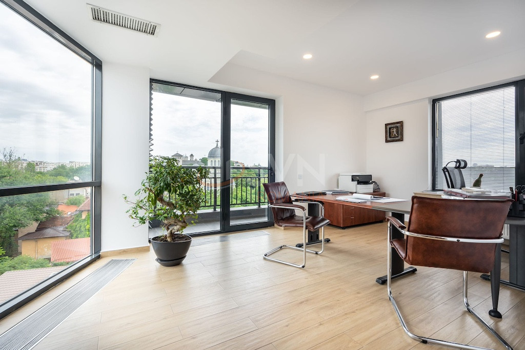 Apartament, 3 camere Bucuresti/Piata Unirii (s3)