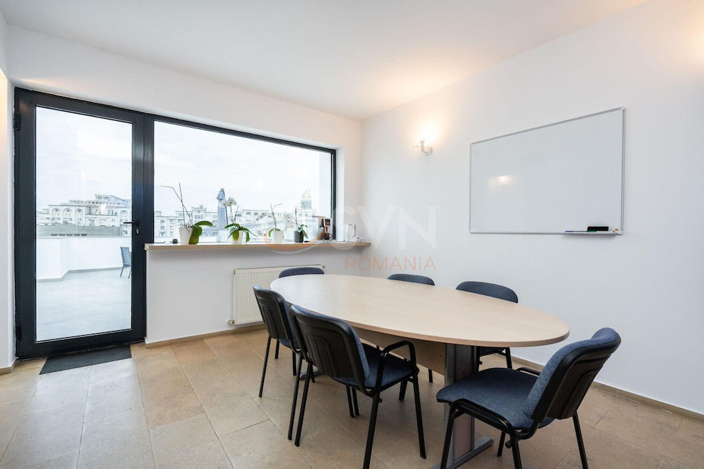 Apartament, 3 camere Bucuresti/Piata Unirii (s3)