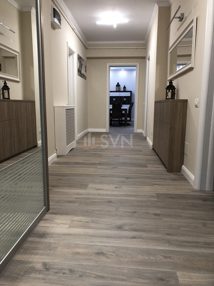 Apartament, 3 camere Bucuresti/Jiului