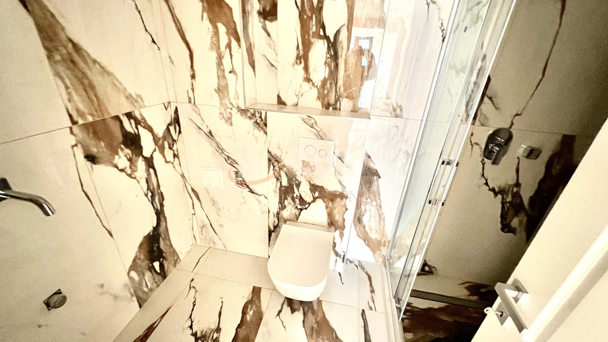 Apartament, 3 camere Bucuresti/Piata Unirii (s3)