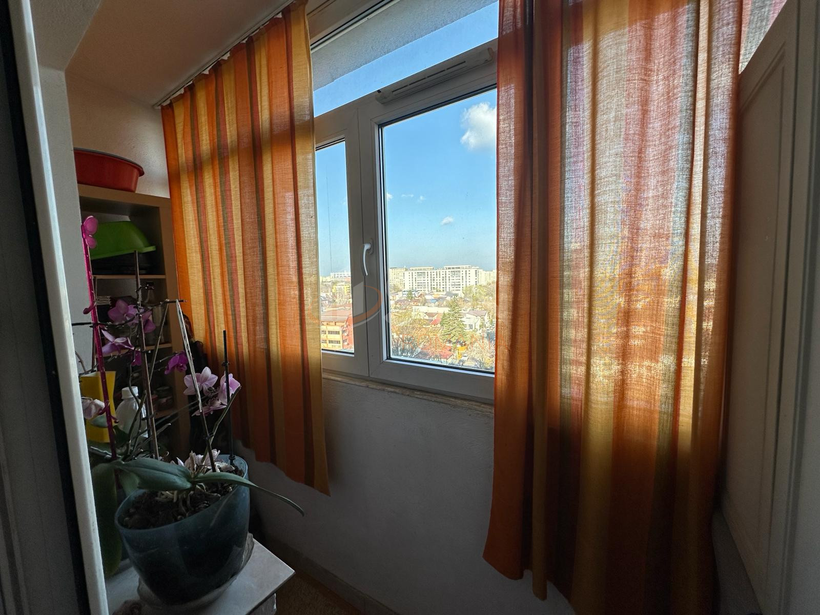 Apartament, 3 camere Bucuresti/Decebal
