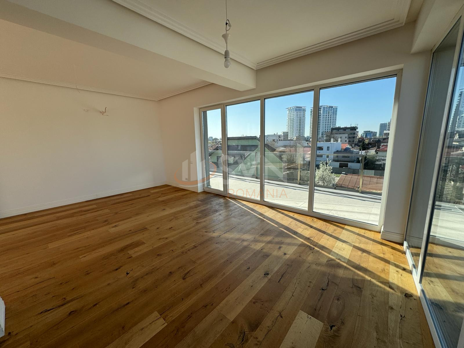 Apartament, 3 camere Bucuresti/Barbu Vacarescu