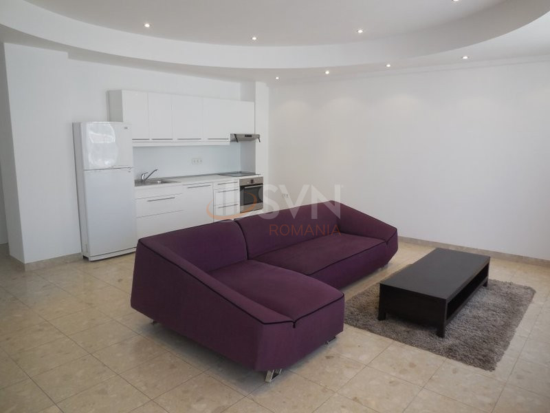 Apartament, 3 camere Bucuresti/Primaverii