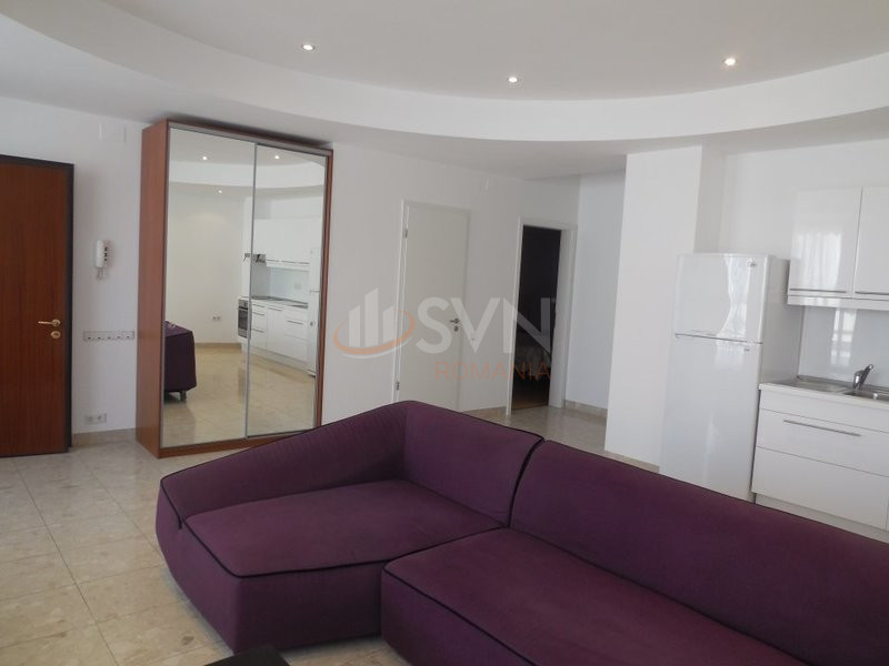 Apartament, 3 camere Bucuresti/Primaverii