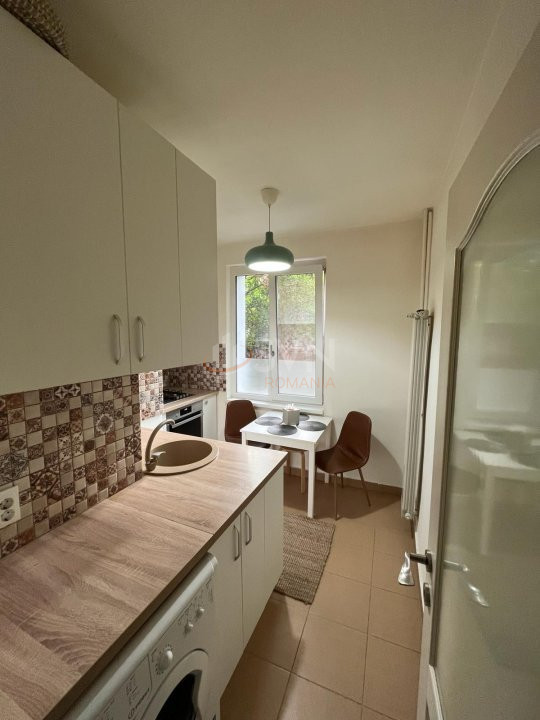 Apartament, 3 camere Bucuresti/Barbu Vacarescu