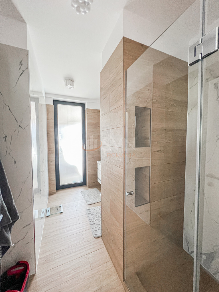 Apartament, 3 camere Bucuresti/Baneasa