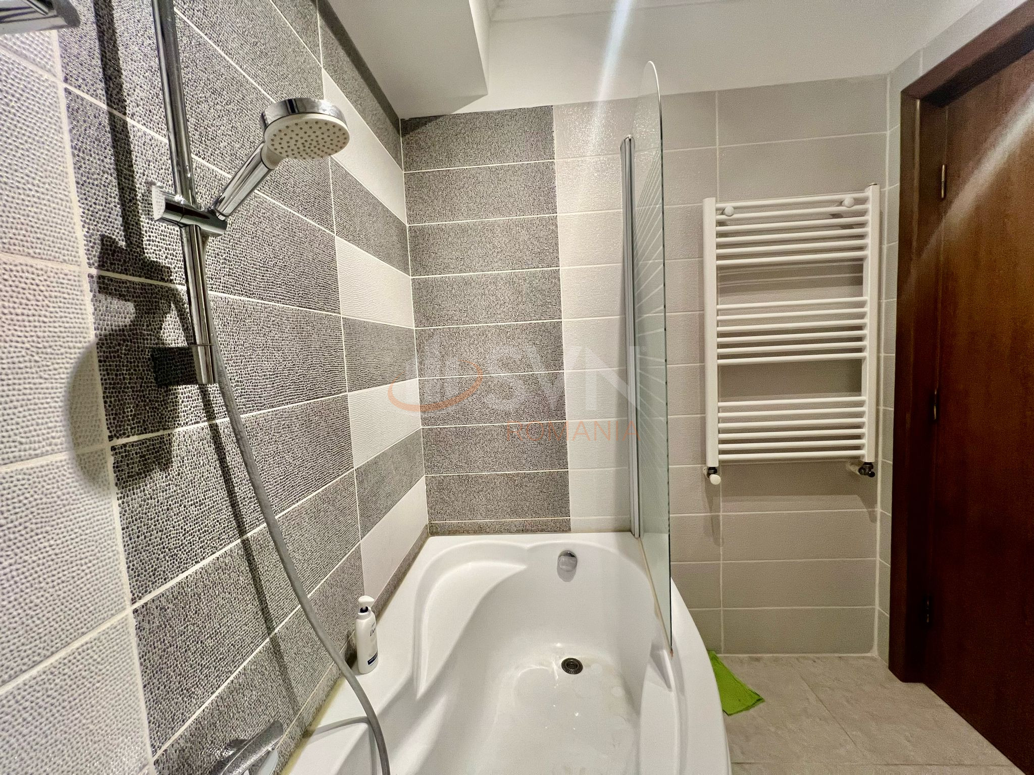 Apartament, 3 camere Bucuresti/Bucurestii Noi