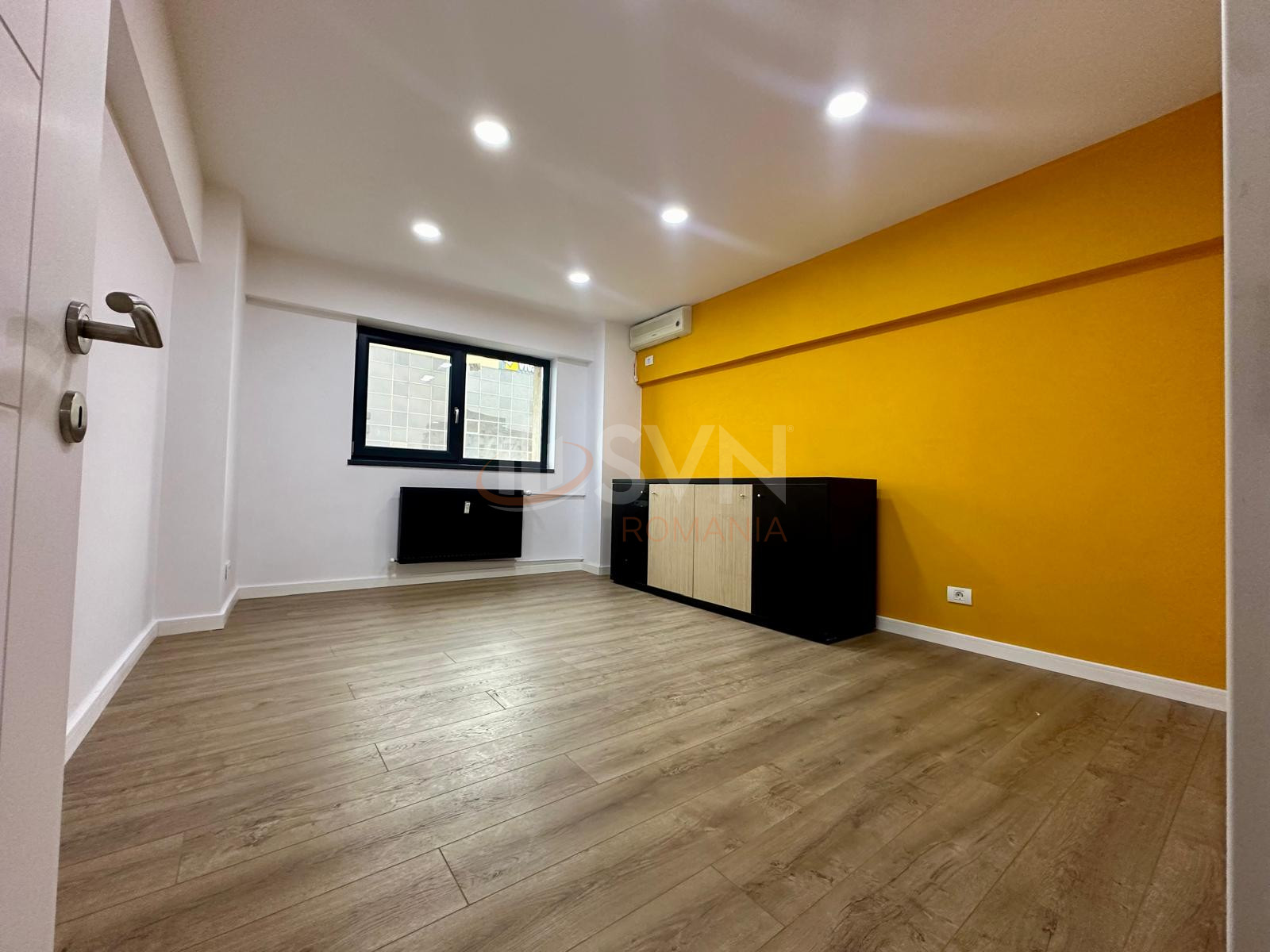 Apartament, 3 camere Bucuresti/Piata Victoriei