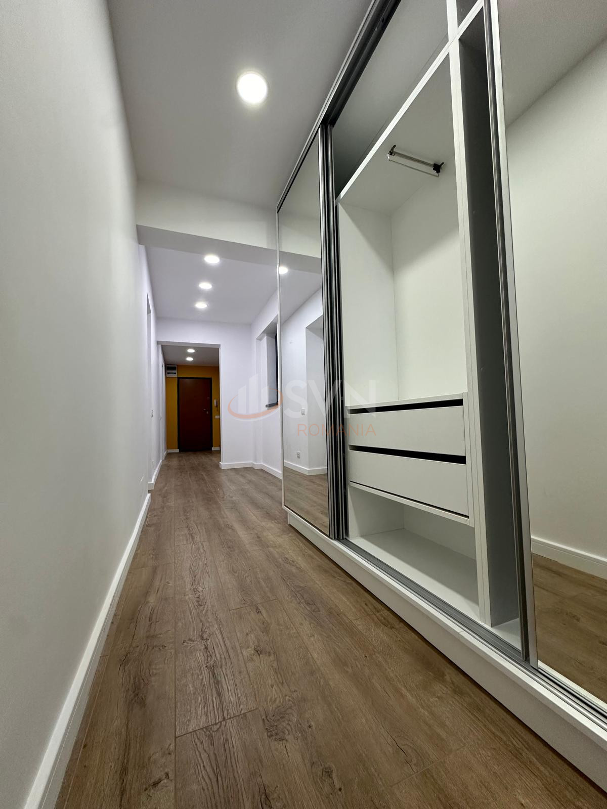Apartament, 3 camere Bucuresti/Piata Victoriei