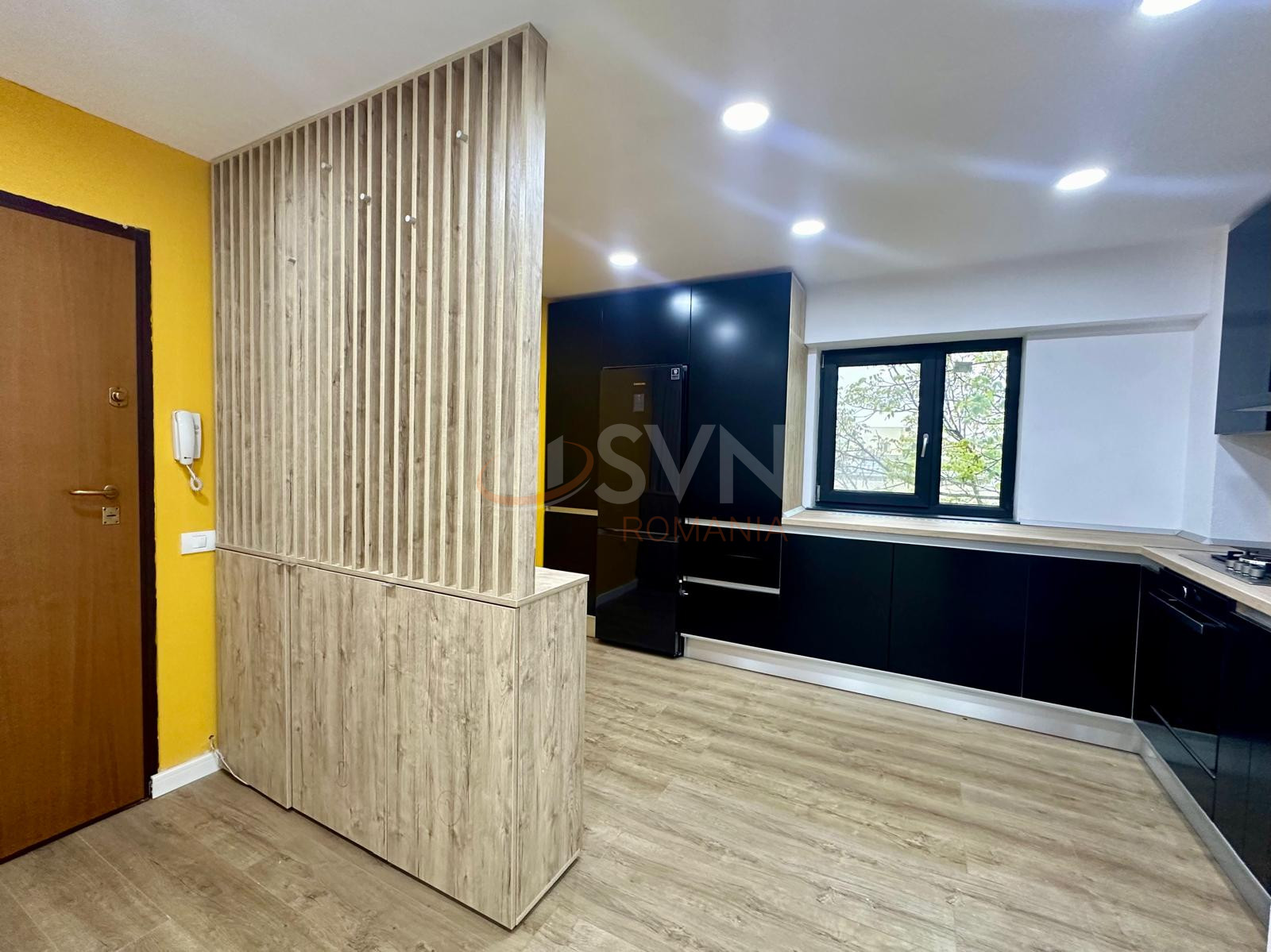 Apartament, 3 camere Bucuresti/Piata Victoriei