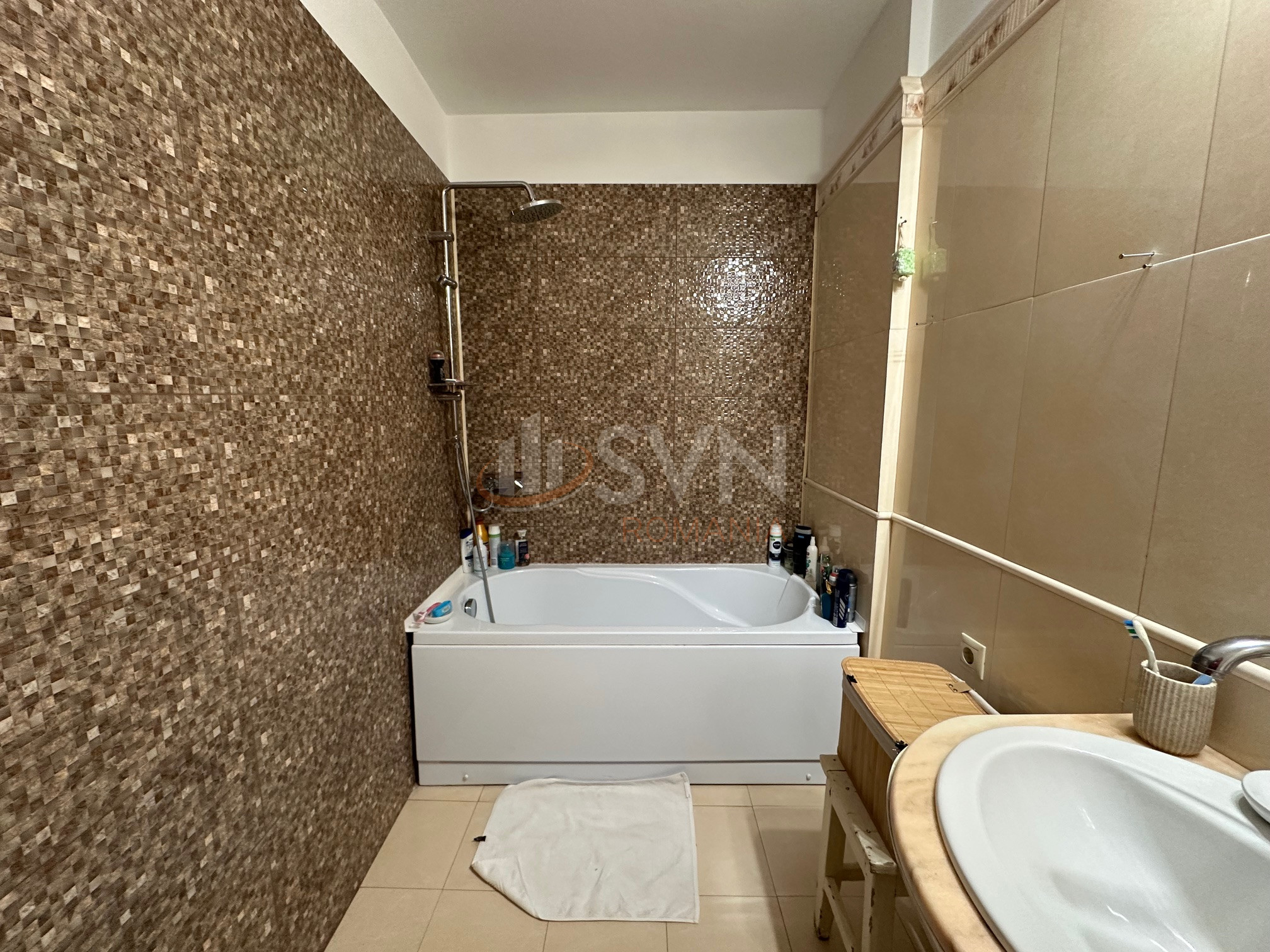 Apartament, 3 camere Bucuresti/Vatra Luminoasa