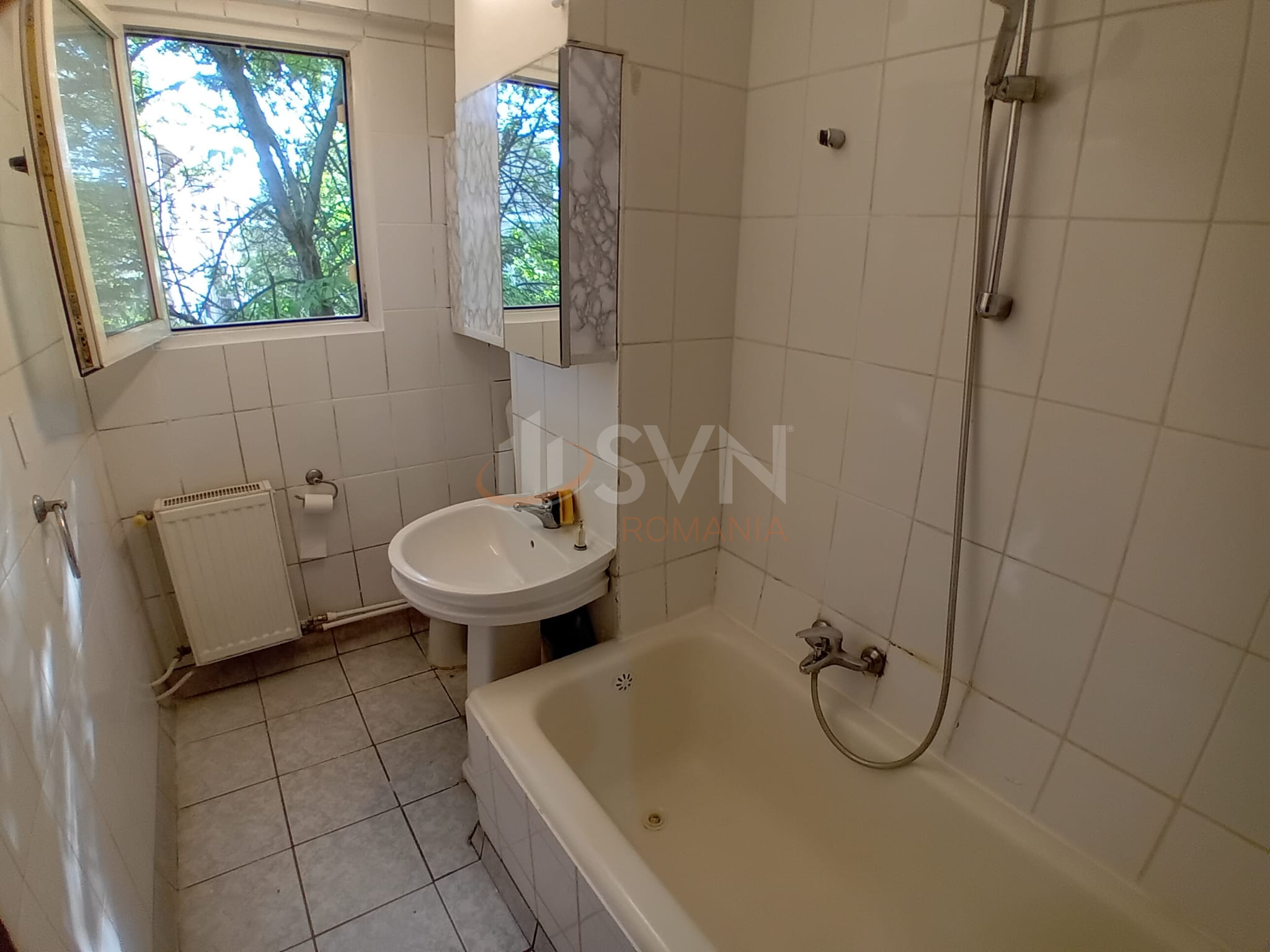 Apartament, 3 camere Bucuresti/Eroii Revolutiei