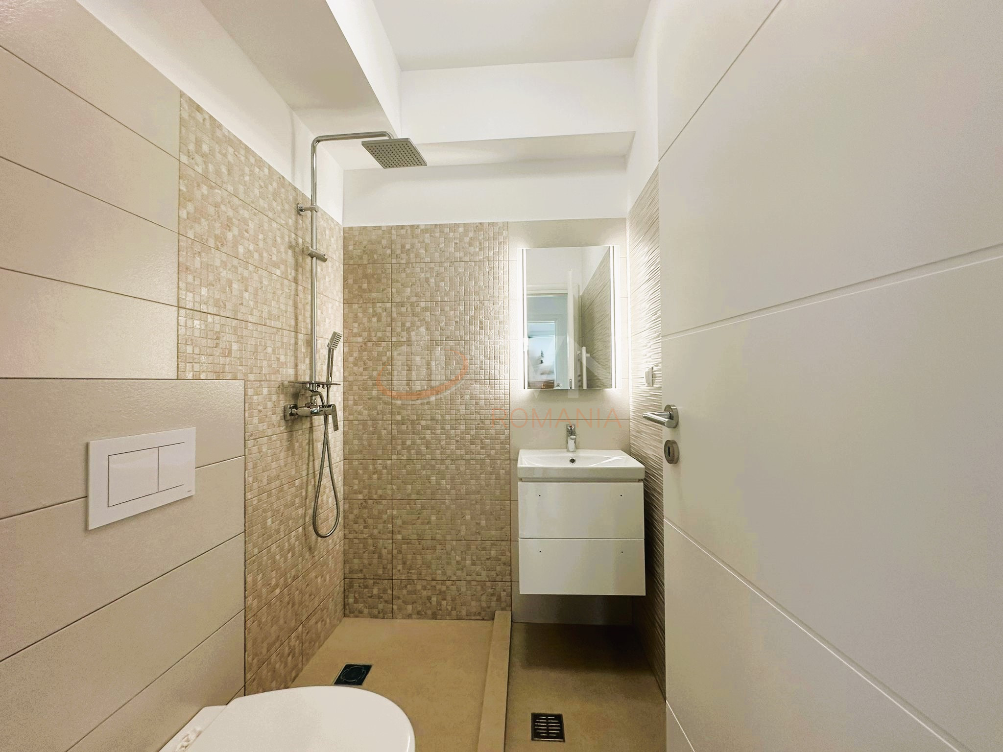 Apartament, 3 camere Bucuresti/Domenii