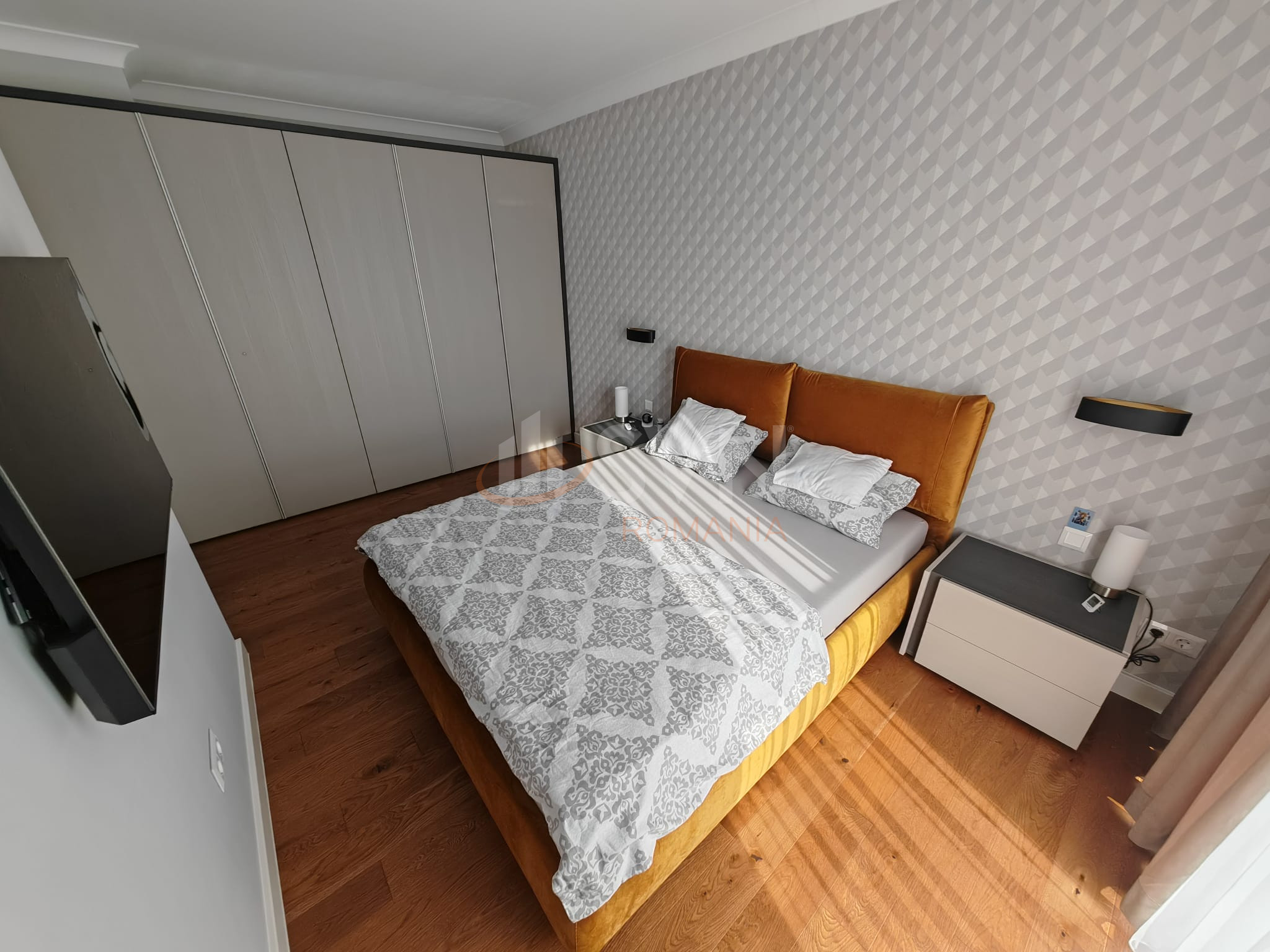 Apartament, 3 camere Cluj/Andrei Muresanu