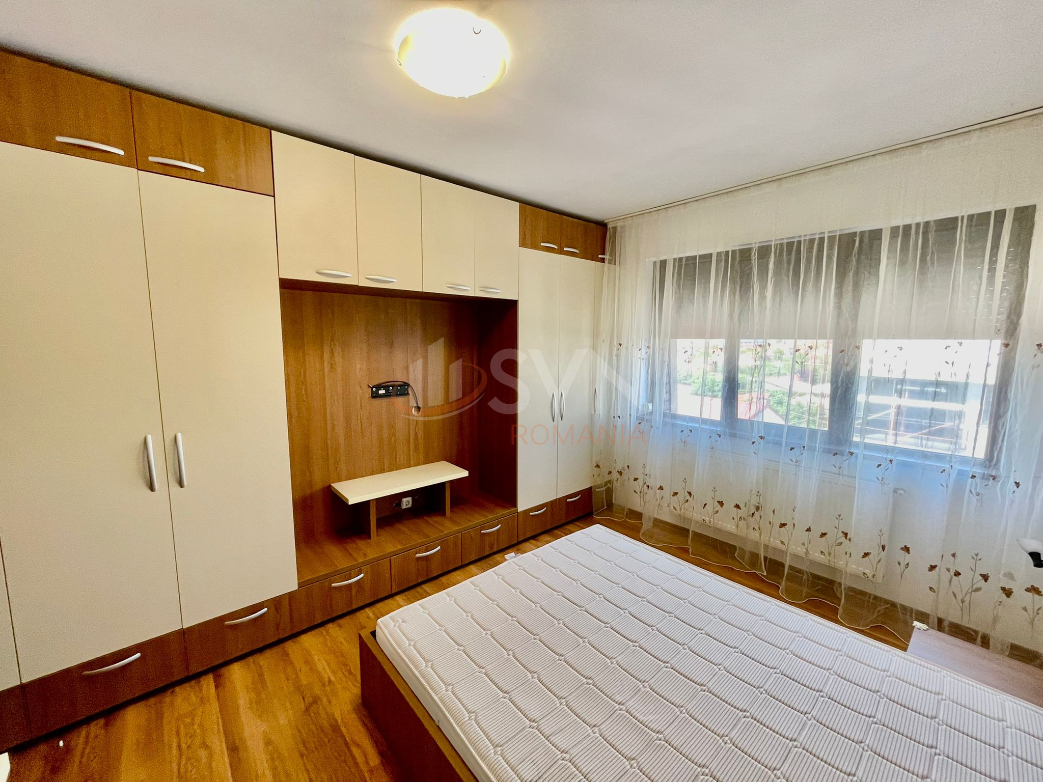 Apartament, 3 camere Ilfov/Rosu