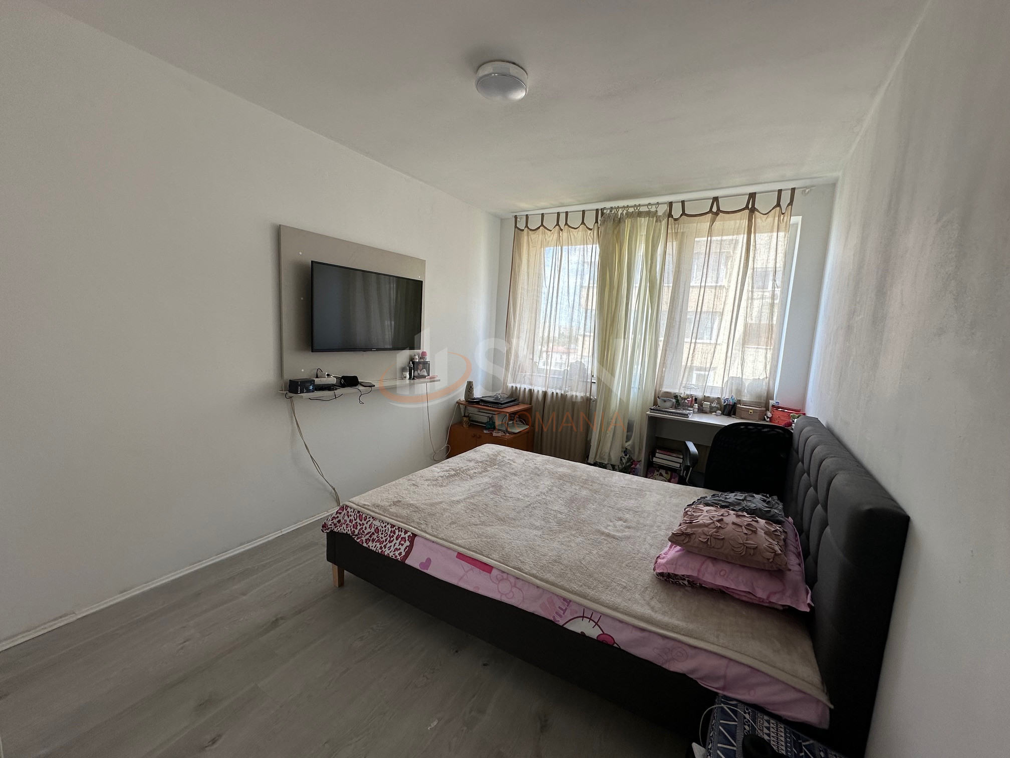 Apartament, 3 camere Bucuresti/Vatra Luminoasa
