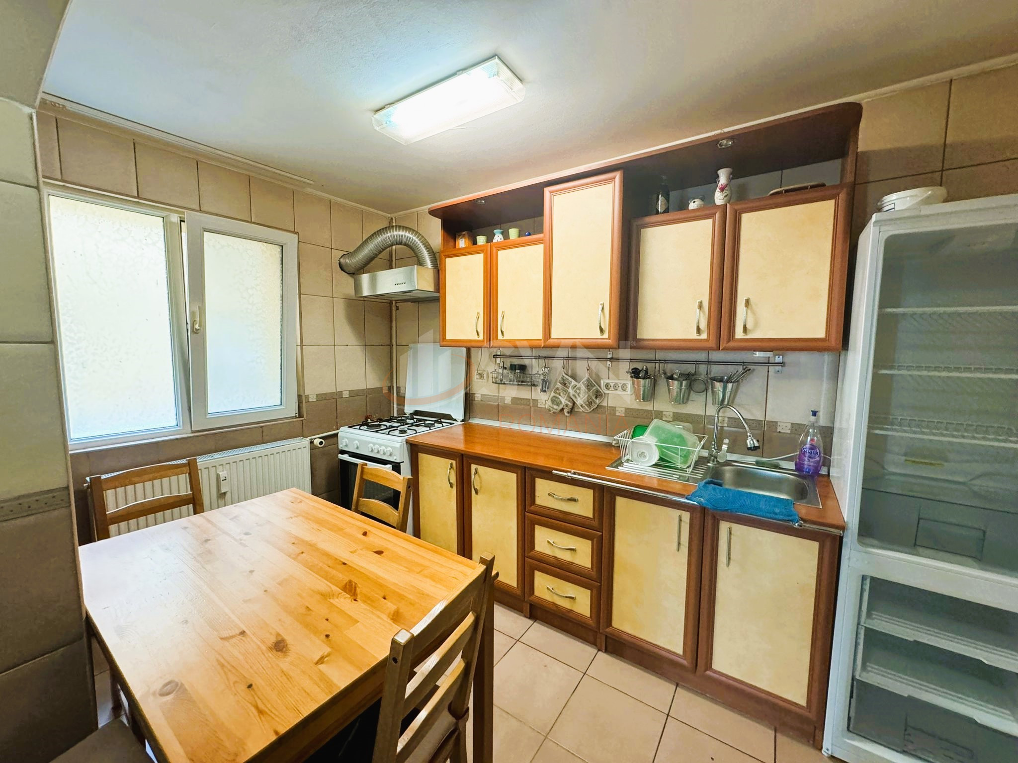 Apartament, 3 camere Bucuresti/Lacul Tei