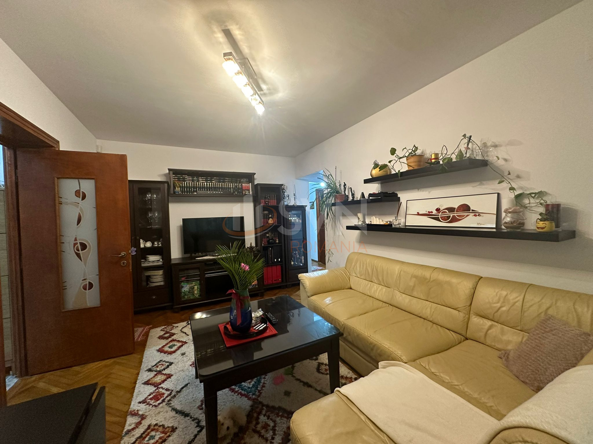 Apartament, 3 camere Bucuresti/Bucurestii Noi