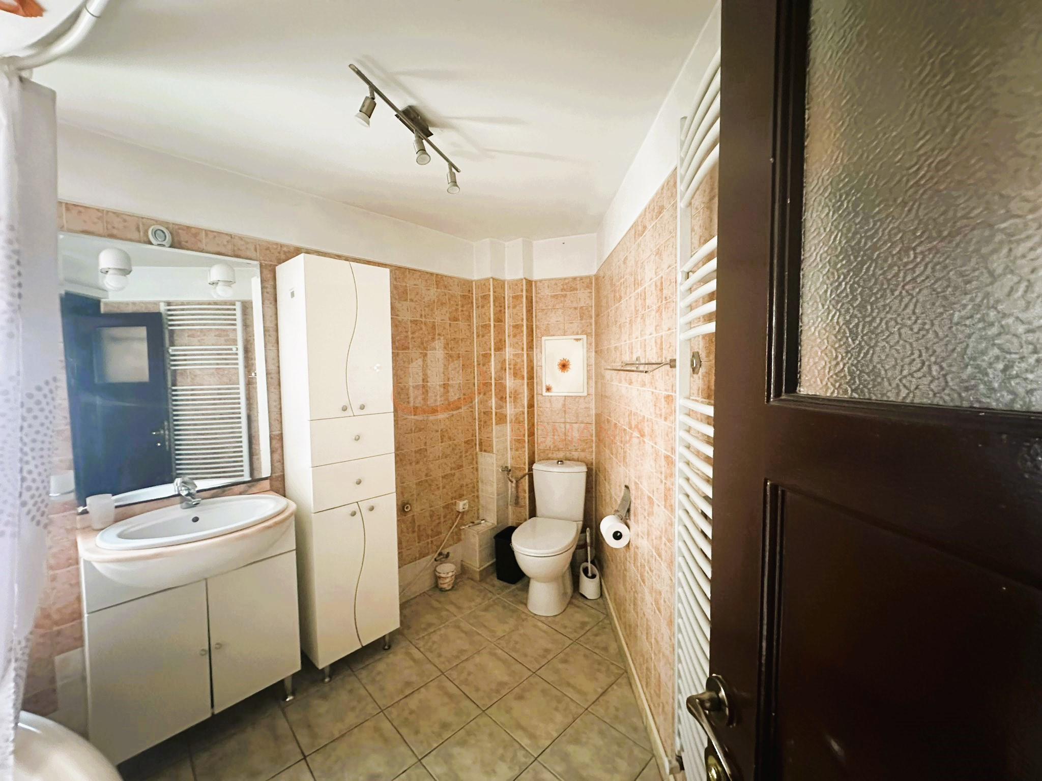 Apartament, 3 camere Bucuresti/1 Mai