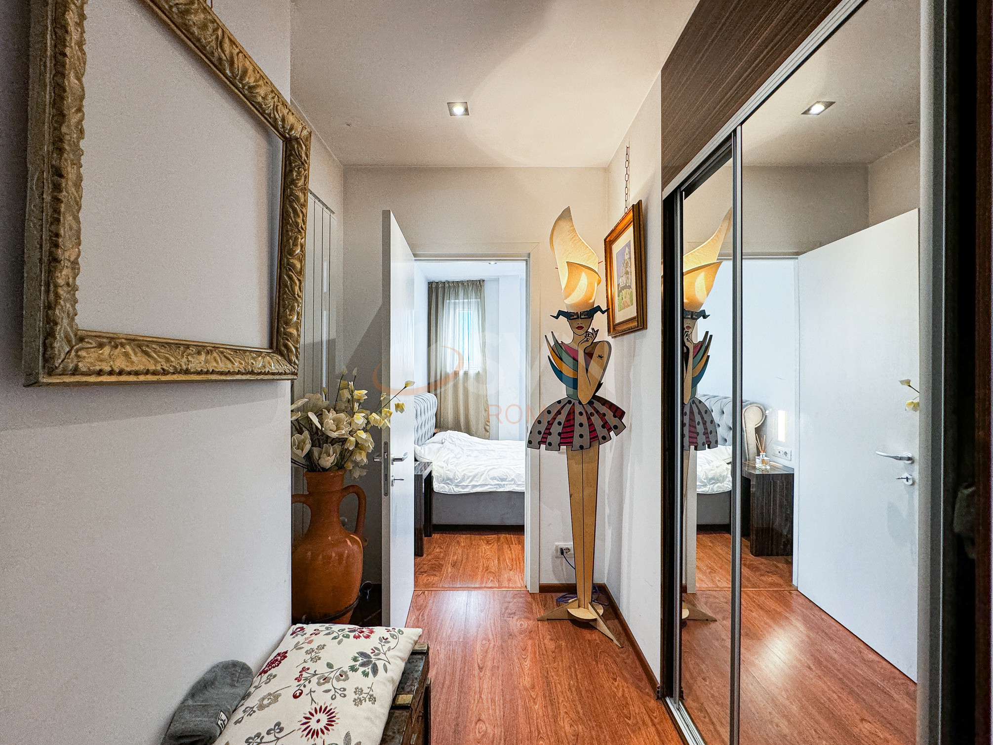 Apartament, 3 camere Bucuresti/Romana