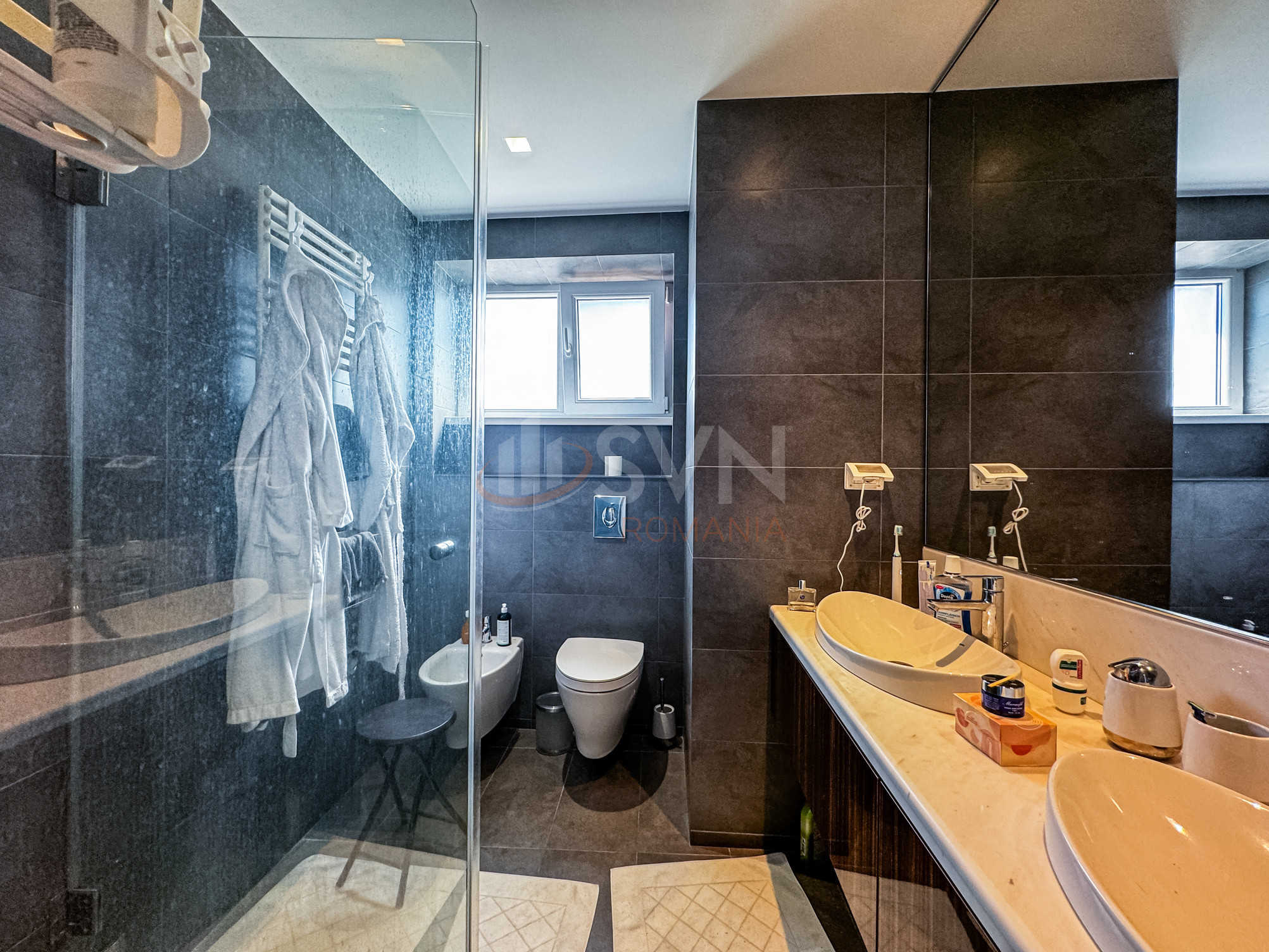 Apartament, 3 camere Bucuresti/Romana