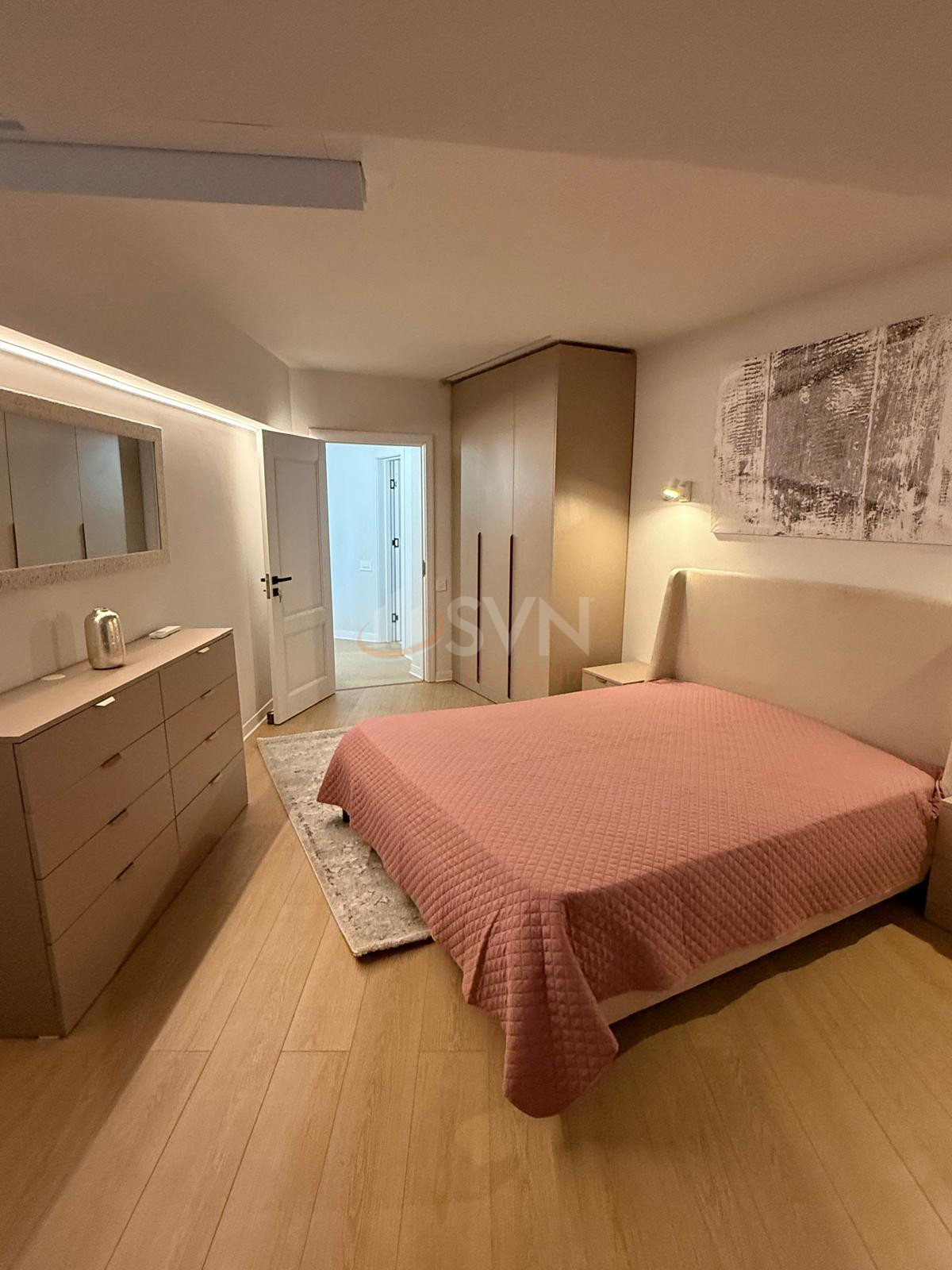 Apartament, 3 camere Bucuresti/Piata Alba Iulia