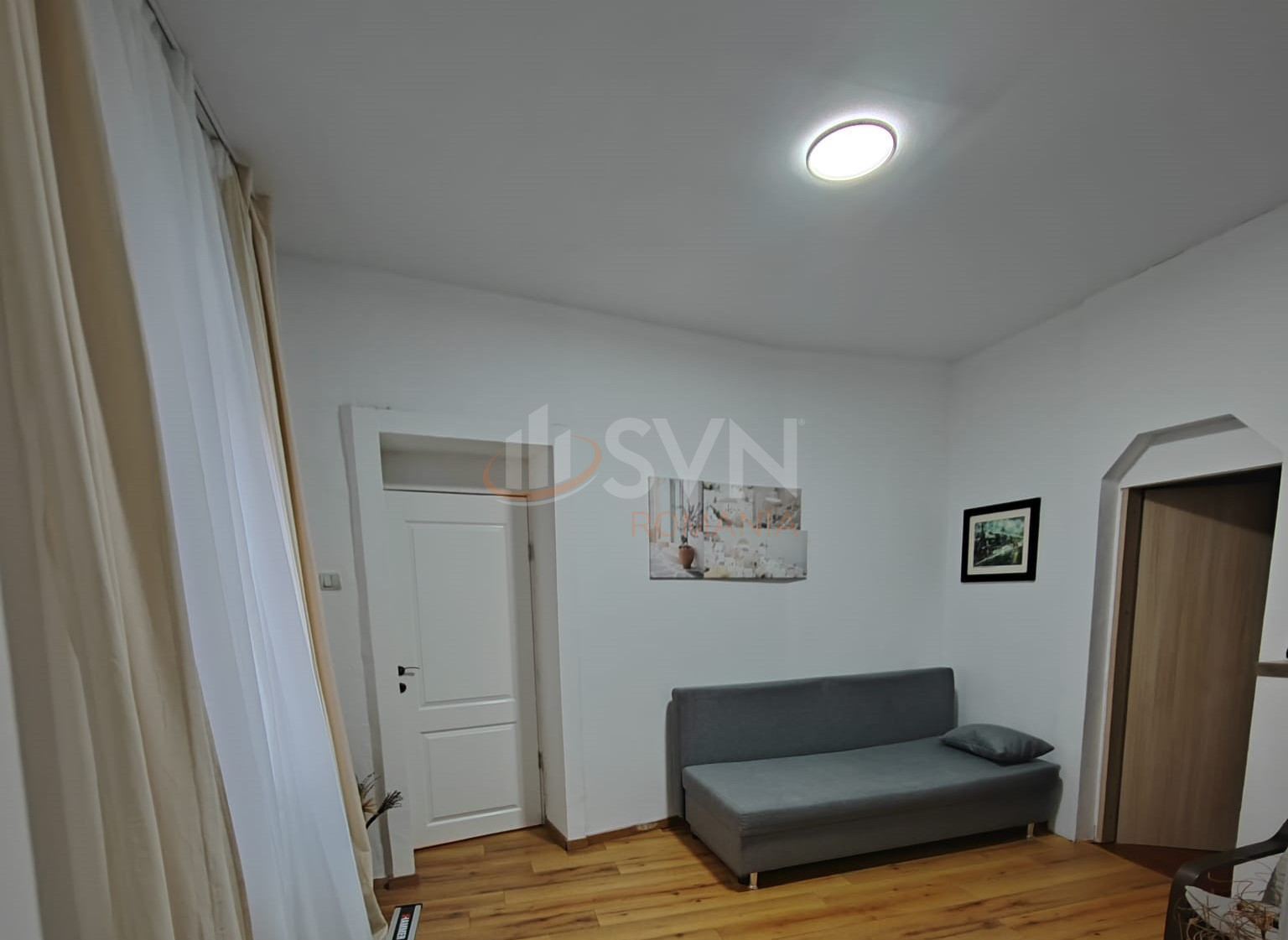 Apartament, 3 camere Bucuresti/Piata Victoriei