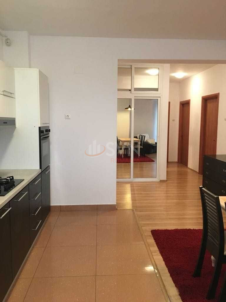 Apartament, 3 camere Cluj/Andrei Muresanu