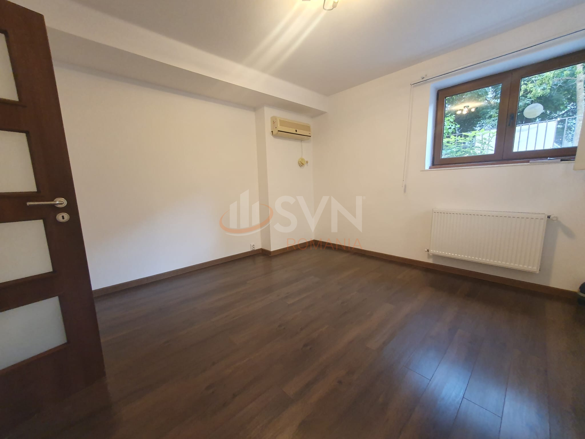 Apartament, 3 camere Bucuresti/Piata Victoriei