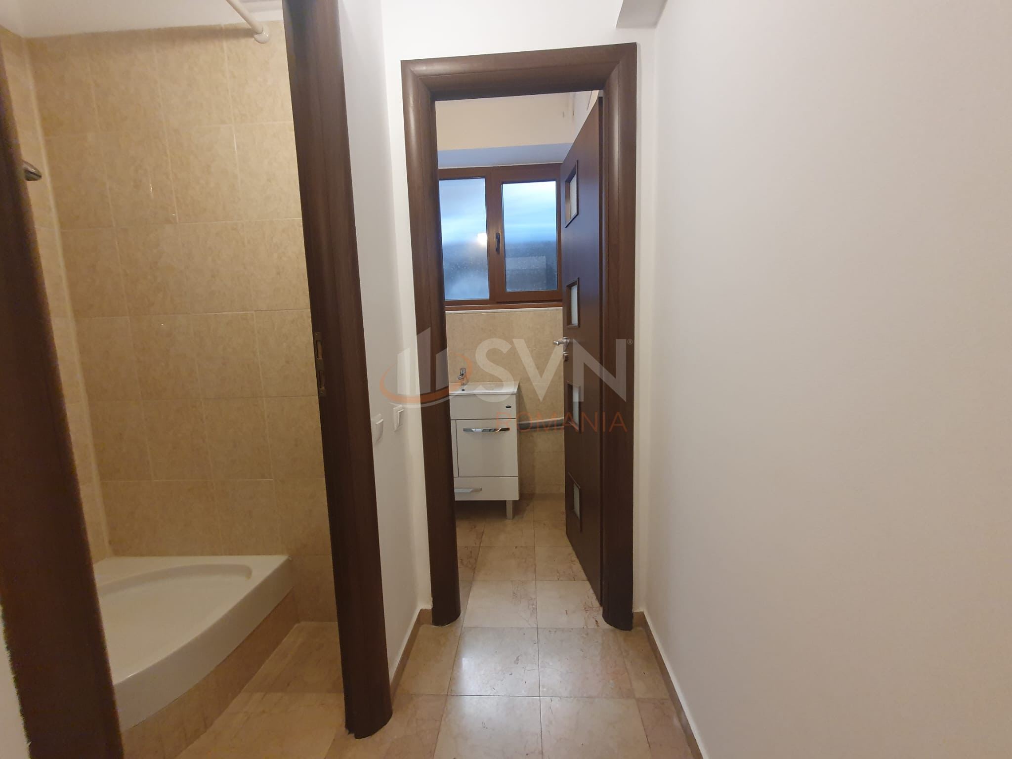 Apartament, 3 camere Bucuresti/Piata Victoriei