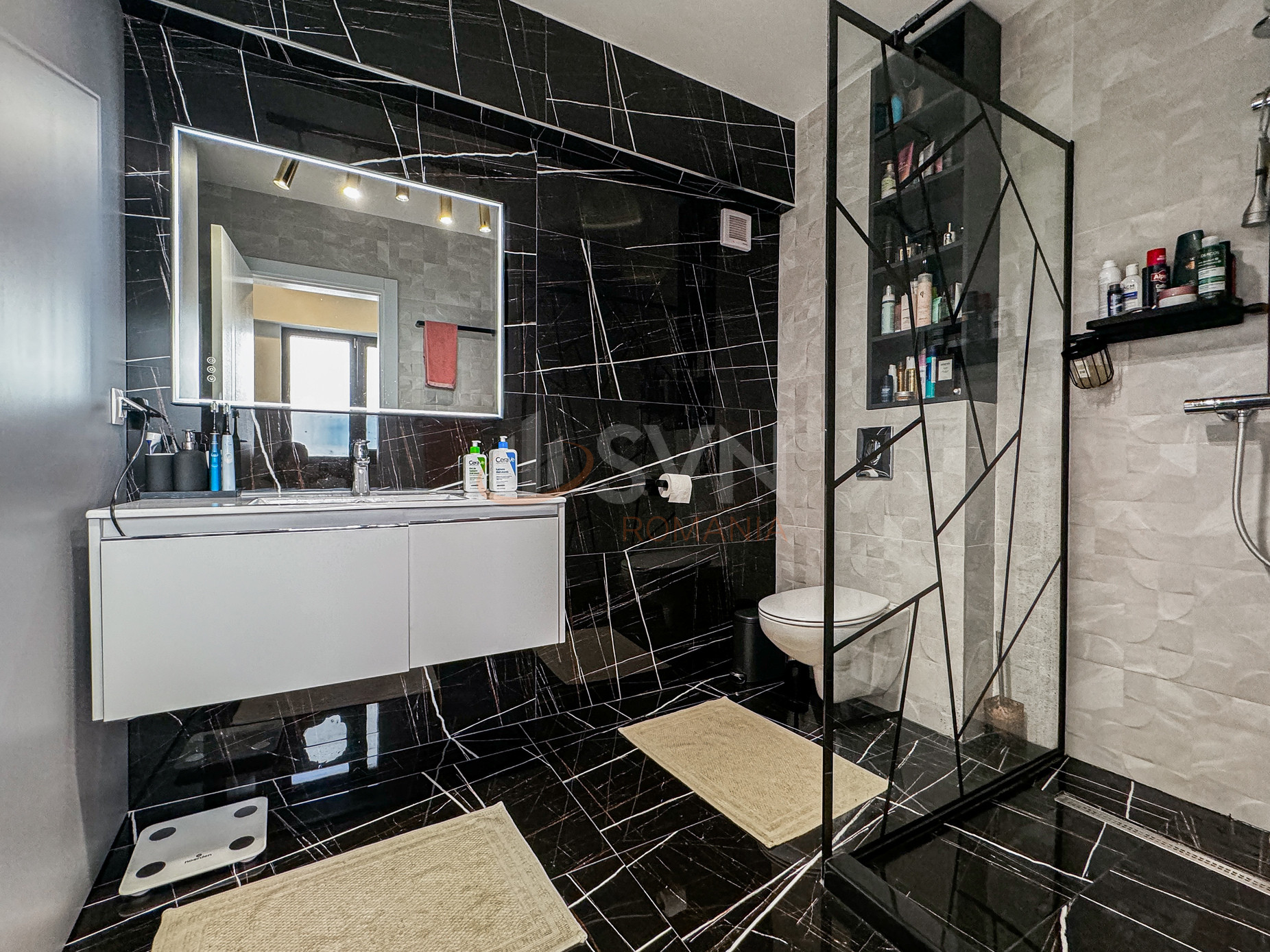 Apartament, 3 camere Bucuresti/Piata Universitatii