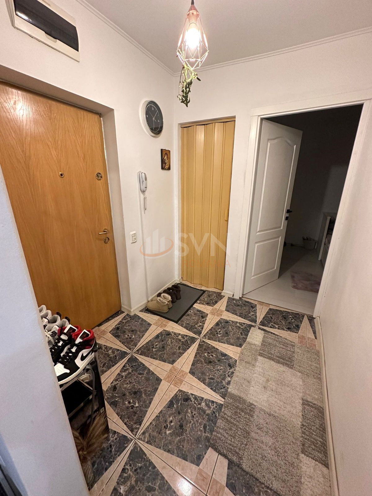 Apartament, 3 camere Bucuresti/Basarab