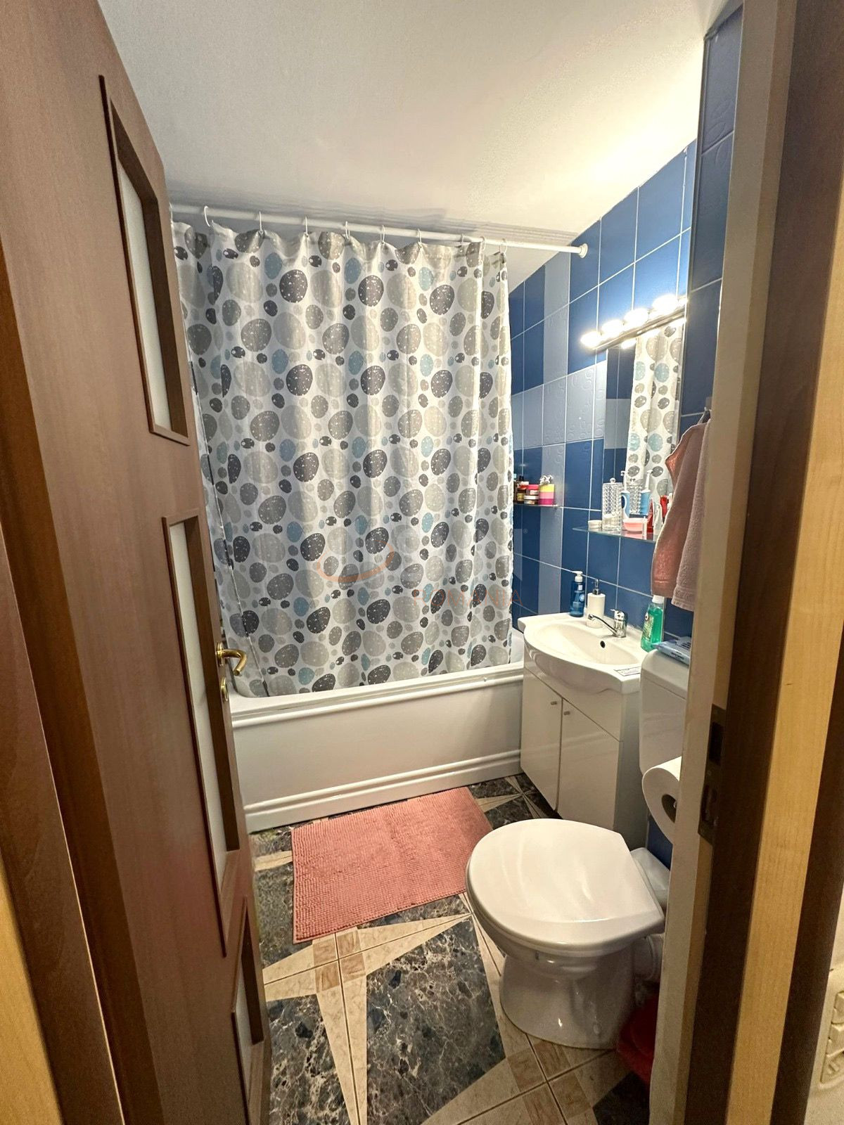 Apartament, 3 camere Bucuresti/Basarab