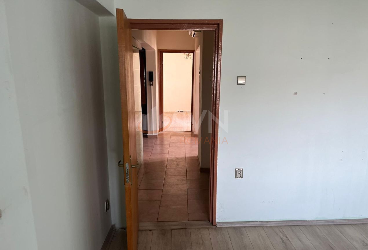 Apartament, 3 camere Bucuresti/1 Mai