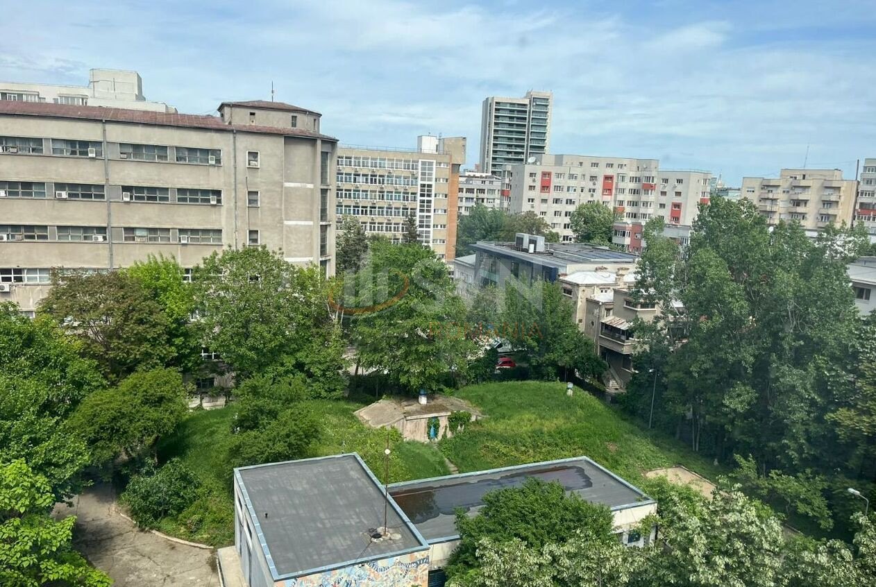 Apartament, 3 camere Bucuresti/1 Mai