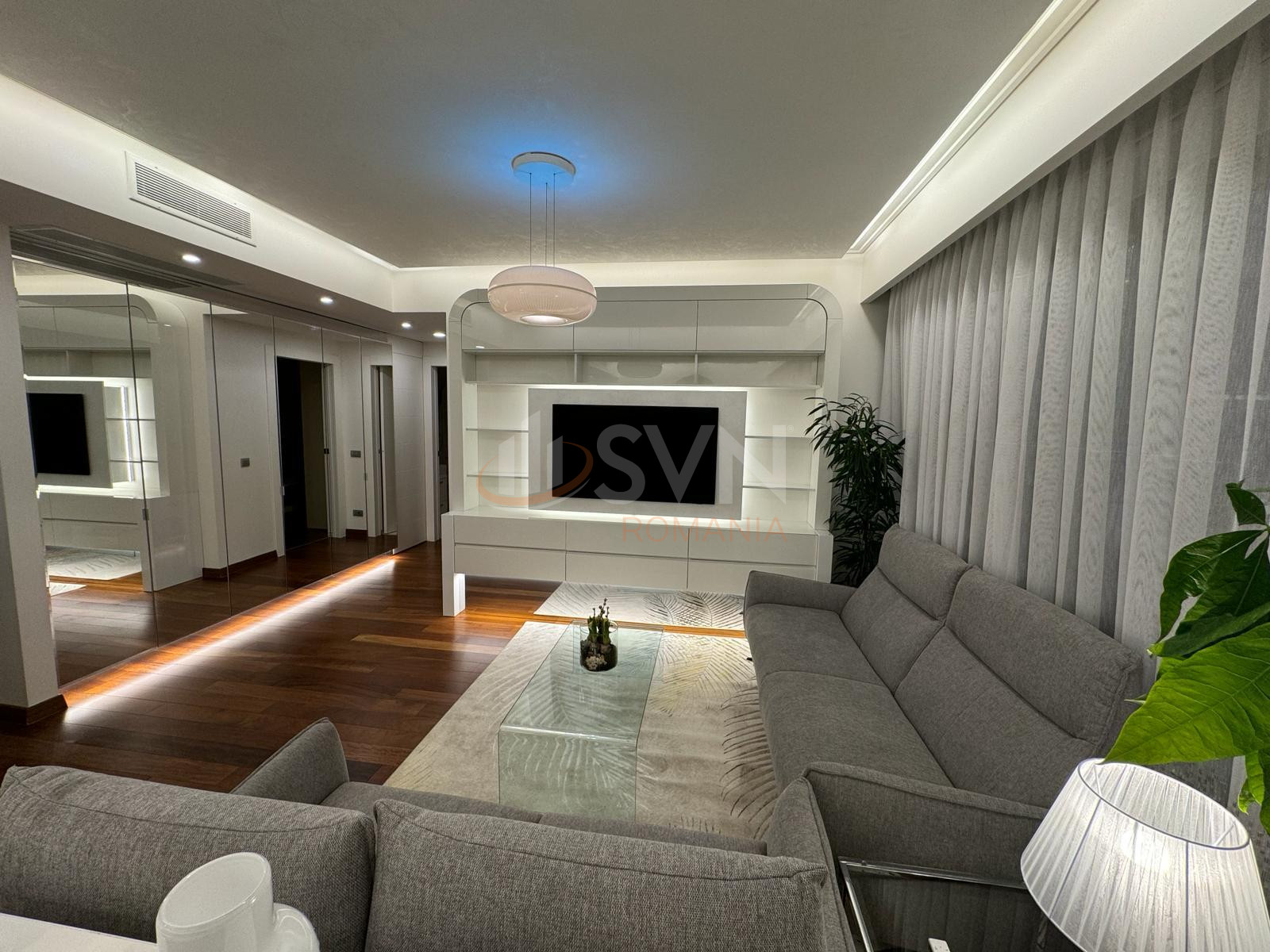 Apartament, 3 camere Bucuresti/Primaverii