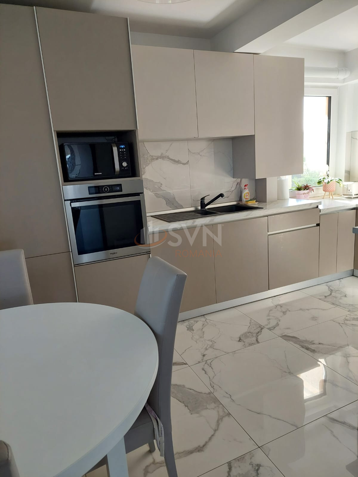 Apartament, 3 camere Cluj/Andrei Muresanu