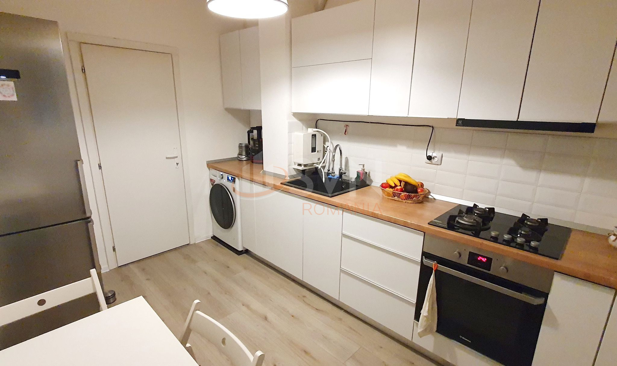 Apartament, 3 camere Bucuresti/Lacul Tei