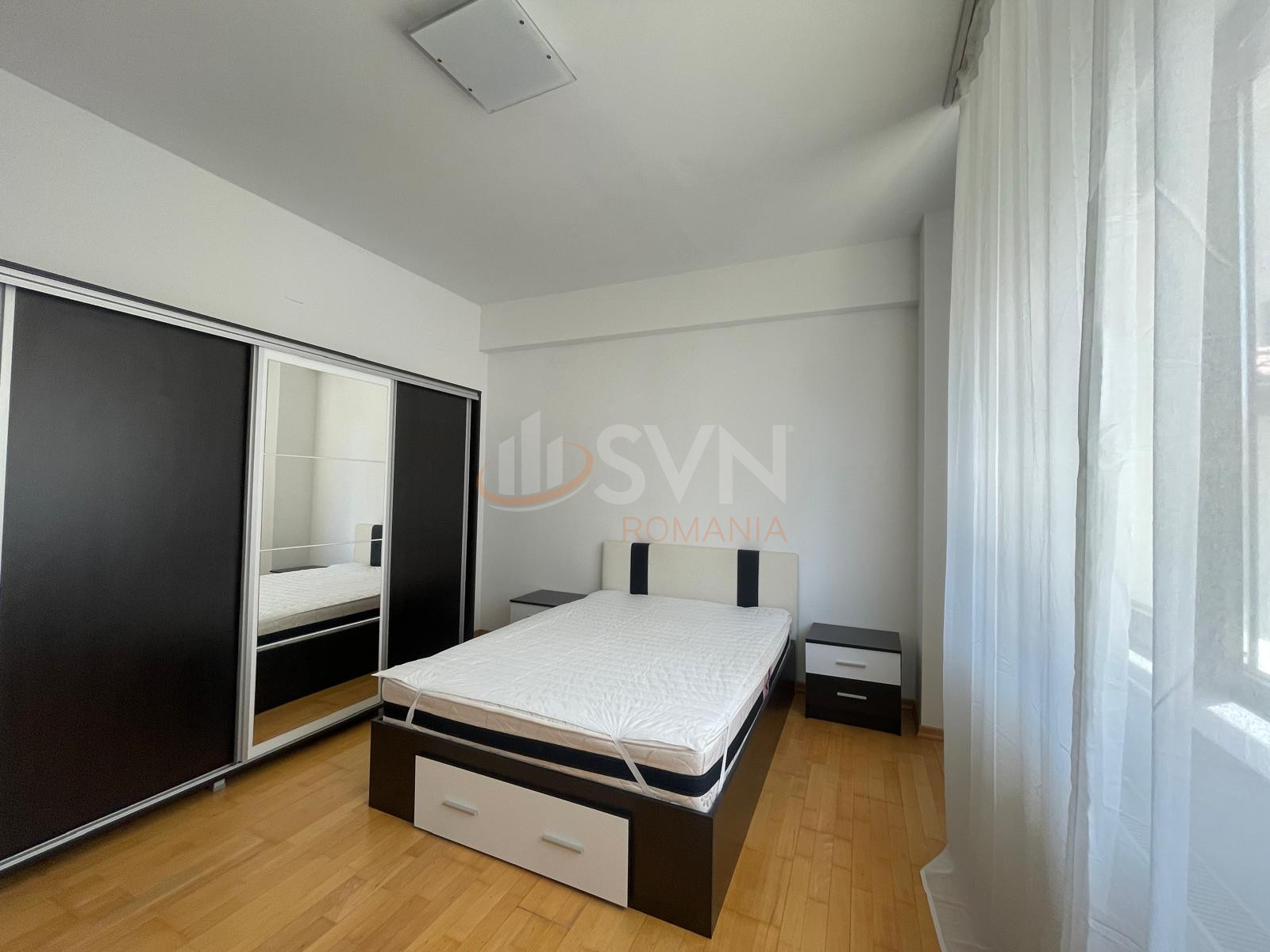 Apartament, 3 camere Bucuresti/Primaverii
