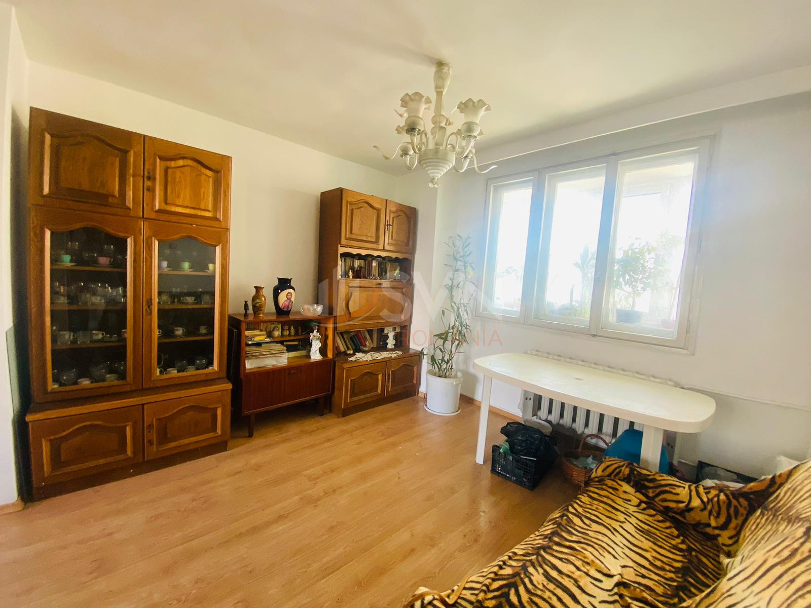 Apartament, 3 camere Bucuresti/Lujerului