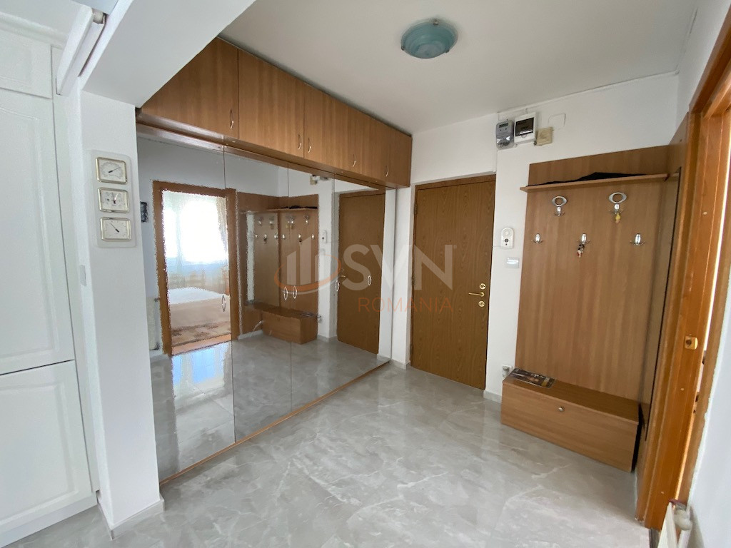 Apartament, 3 camere Bucuresti/Calea Victoriei