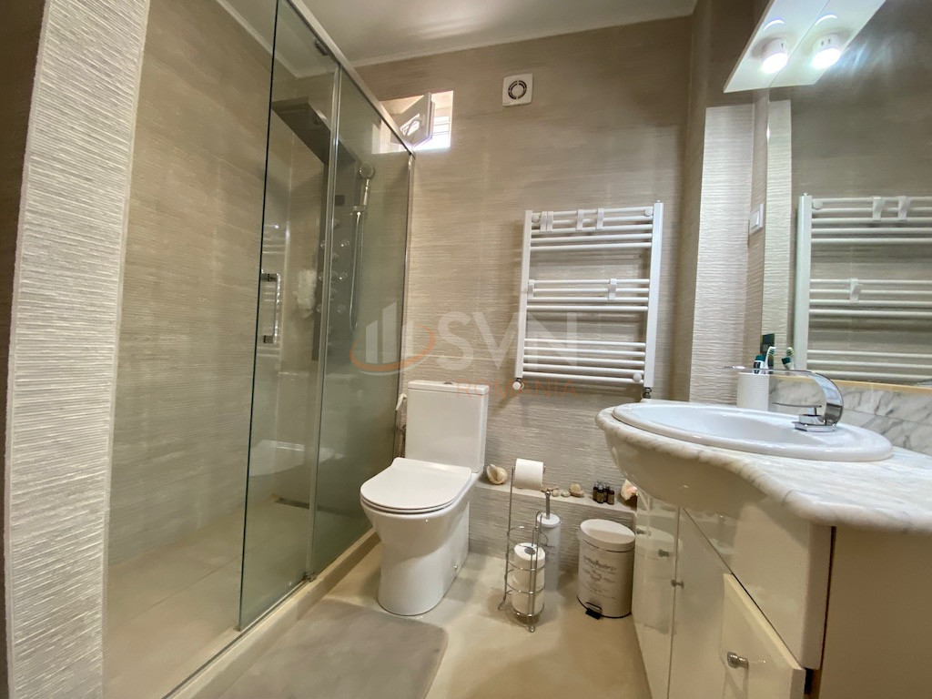 Apartament, 3 camere Bucuresti/Calea Victoriei