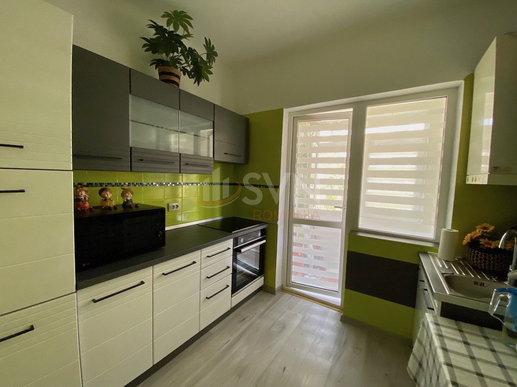 Apartament, 3 camere Bucuresti/Piata Victoriei