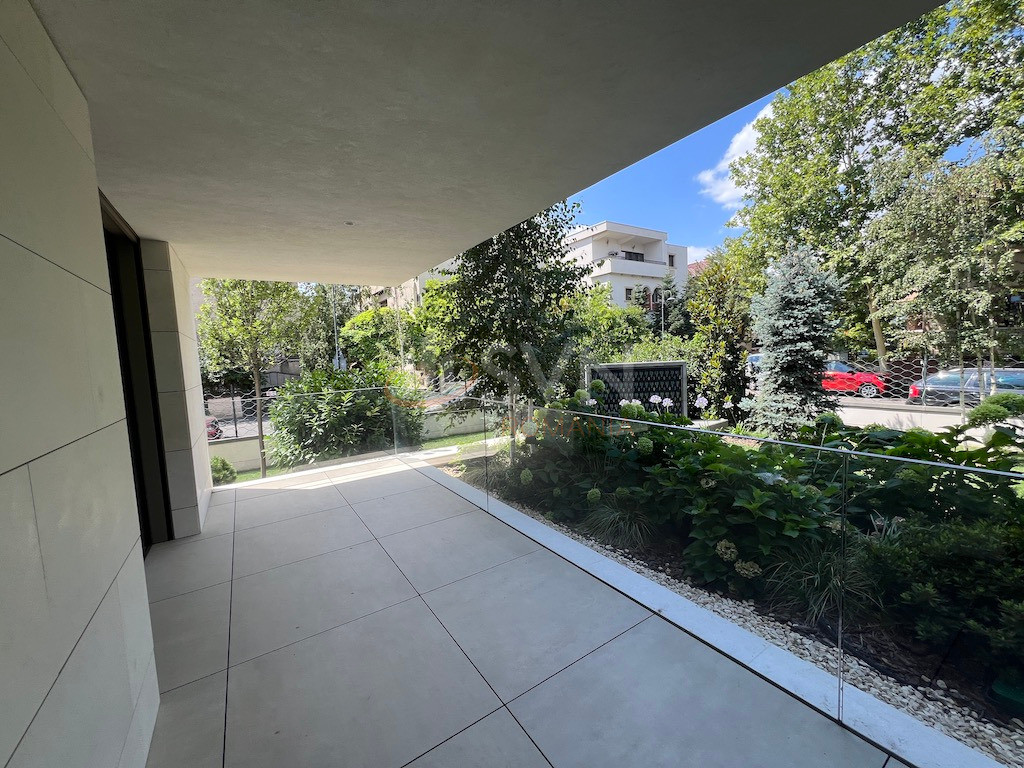 Apartament, 3 camere Bucuresti/Aviatorilor